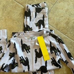 Girls 2 piece Halloween pajama set
